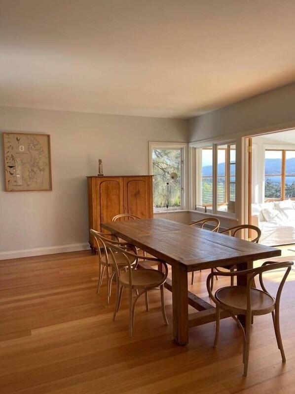 Dining - Grasmere private farm stay (North Bruny)