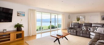 Bruny Horizon - Where the Country meets the Sea