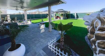 California 3-Bedroom Desert Escape