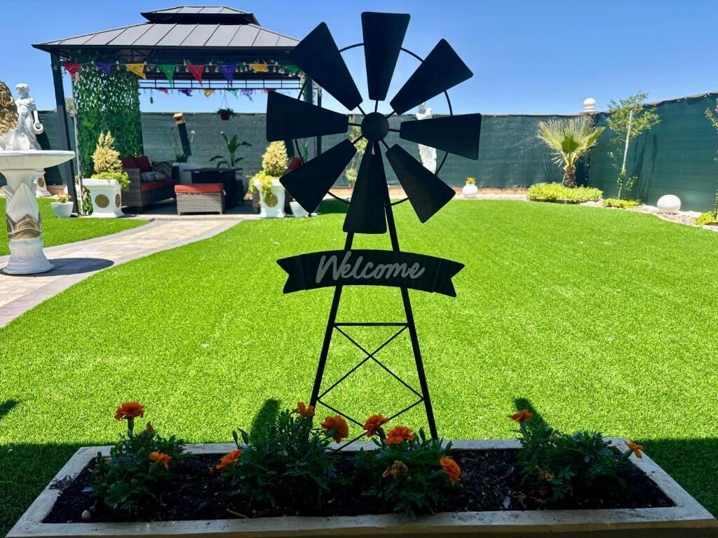 المنطقة المحيطة بالمنشأة