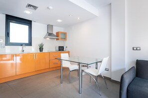 Dining - Aparthotel Las Palmeras (Castelldefels)