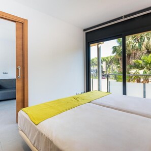 Room - Aparthotel Las Palmeras (Castelldefels)