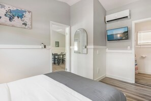 1 slaapkamer, een strijkplank/strijkijzer, gratis wifi, beddengoed