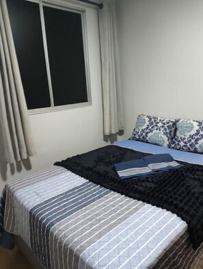 Wifi gratis y ropa de cama