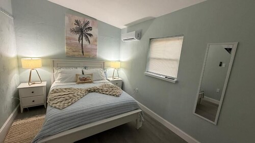 Tropical 2 Bed Beach Villas Unit A