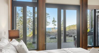 Pacific Seas Suite-Wild Pacific Trail, Ocean View!