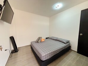 3 室のベッドルーム、インターネット、ベッドシーツ