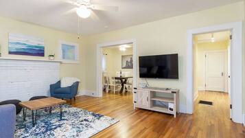 Smart TV, DVD player, books