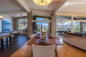 Dining - New Listing Vast Red Rock Views 2 Master Suites - Panorama Landing (Sedona)