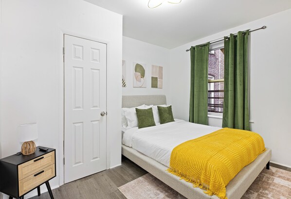 3 多间卧室、上网接入、床单