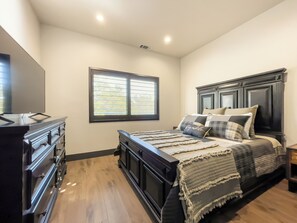 واي فاي وملاءات أسرّة