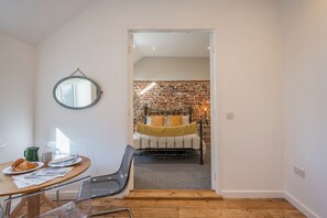 1 Schlafzimmer, Bügeleisen/Bügelbrett, Reisekinderbett, WLAN