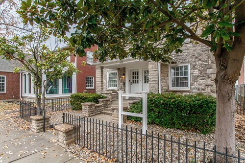 You hit the exacta with location and comfort!! Right in the heart of St Matthews