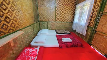 Junior-bungalow, patio, vuoristonäköala | Ylelliset vuodevaatteet, ilmainen Wi-Fi, vuodevaatteet