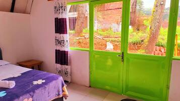 Villa familiar, balcón, vista a la montaña | Ropa de cama de alta calidad, wifi gratis y ropa de cama