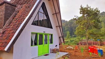 Vila Keluarga, balkon, pemandangan gunung | Seprai premium, Wi-Fi gratis, dan seprai linen