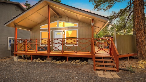 Kiowa Cabin Hideaway 6-guest Mins to Dwtn Trails