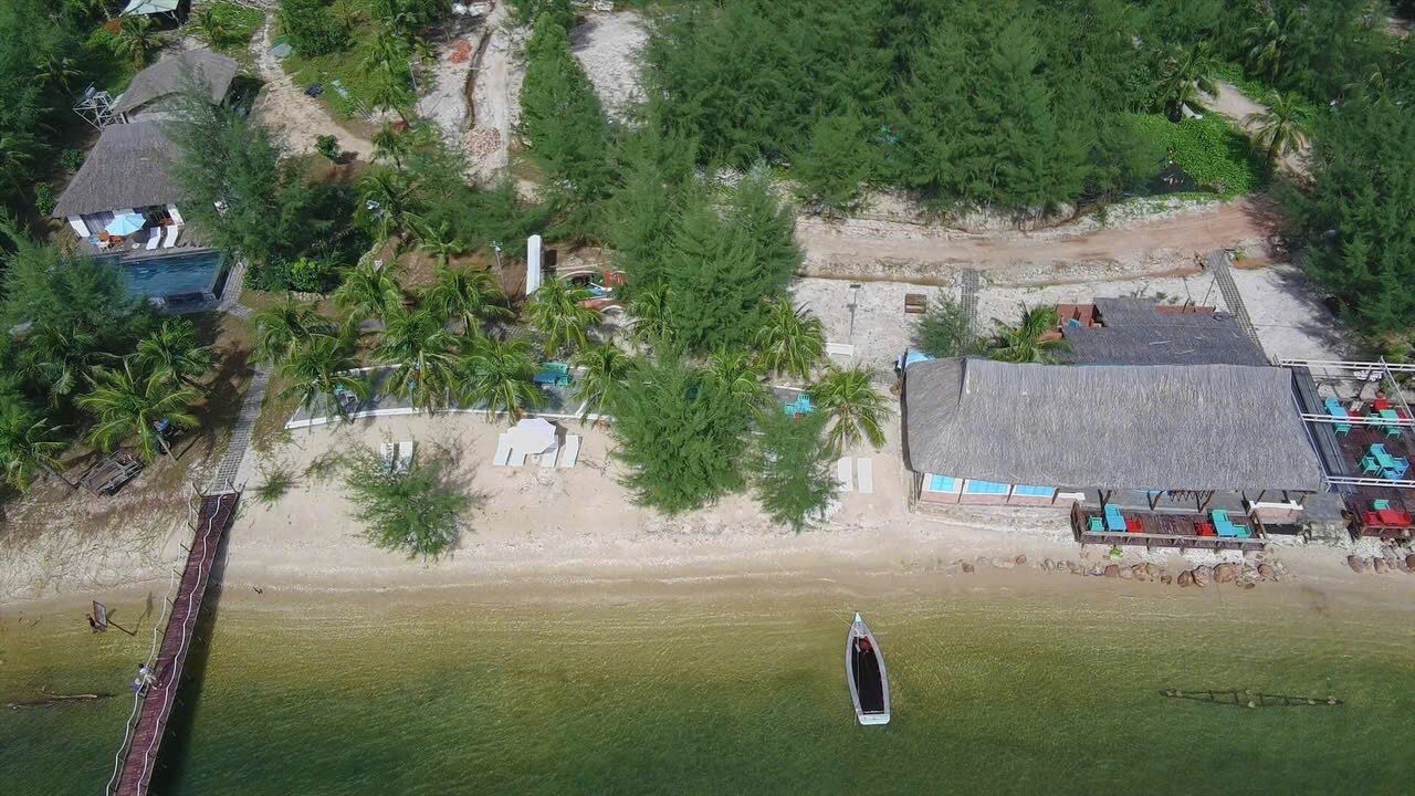 Khu ẩm thực ngoài trời