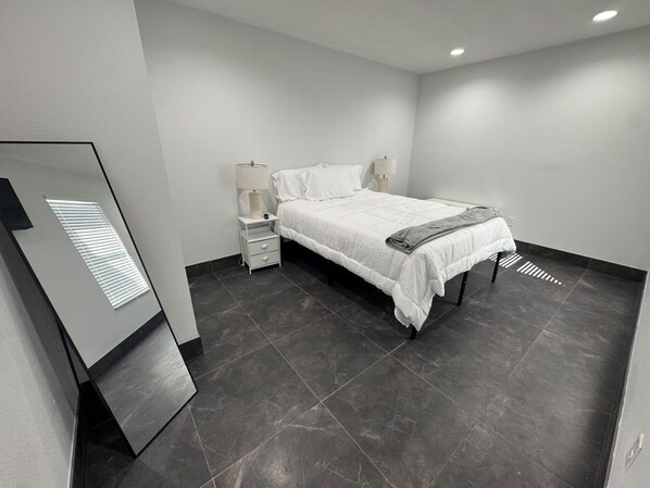 1 habitación, internet y ropa de cama 