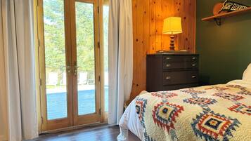 3 多间卧室、熨斗/熨衣板、WiFi、床单