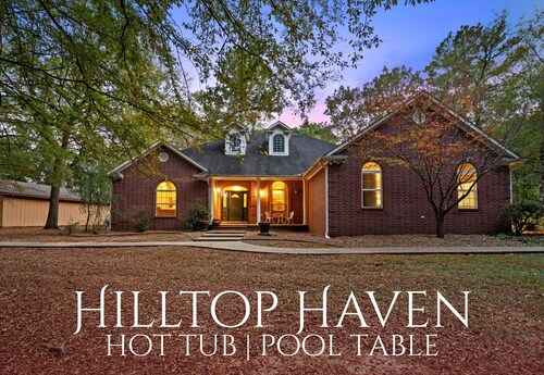 Pool Table | Fire Pit | Hot Tub | Sleeps 20