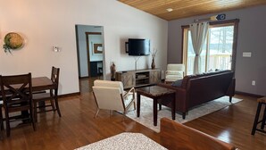 Unclassified image, 4 of 31, button - Spacious 5BR Cabin on 6th Crow Wing Lake Near Nevis, MN (Nevis)