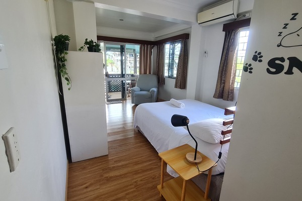 3 chambres, fer et planche à repasser, Wi-Fi gratuit, draps fournis