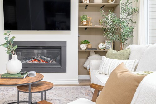 Cedar and Sky Muskoka | Stylish and Cozy Getaway