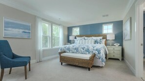 4 多间卧室、熨斗/熨衣板、WiFi、床单