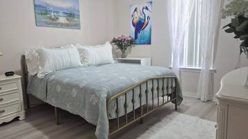 2 soverom, strykejern/-brett, wi-fi og sengetøy