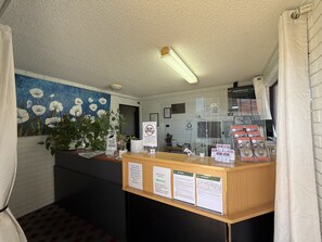 Reception - Budget Motel Midland (Midland)