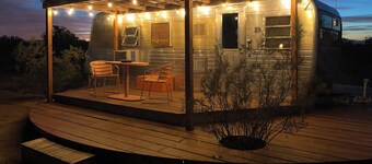 Groovy Glamper in the Sonoran Desert with AC