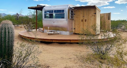Groovy Glamper in the Sonoran Desert with AC