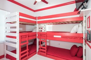 13 habitaciones, tabla de planchar con plancha, cuna de viaje y wifi 