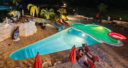 The Sweet Escape: Main Mansion Candy House