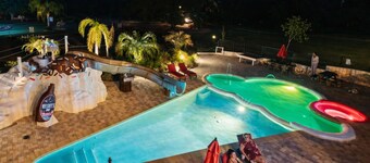 The Sweet Escape: Main Mansion Candy House