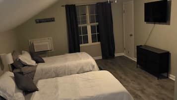 4 slaapkamers, een strijkplank/strijkijzer, wifi, beddengoed