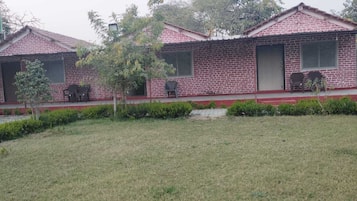 Deluxe Double or Twin Room, Pool View