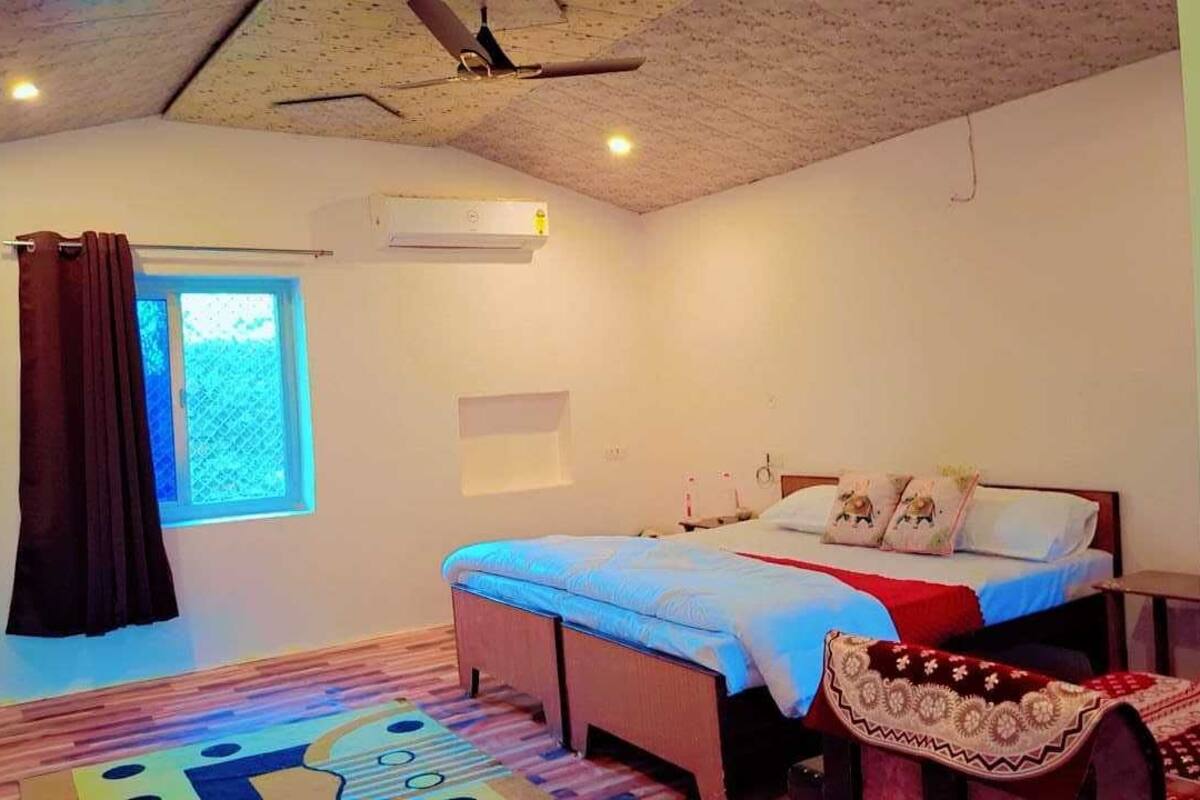 Deluxe Double or Twin Room, Pool View