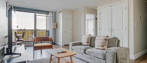 Fernseher, Stereoanlage