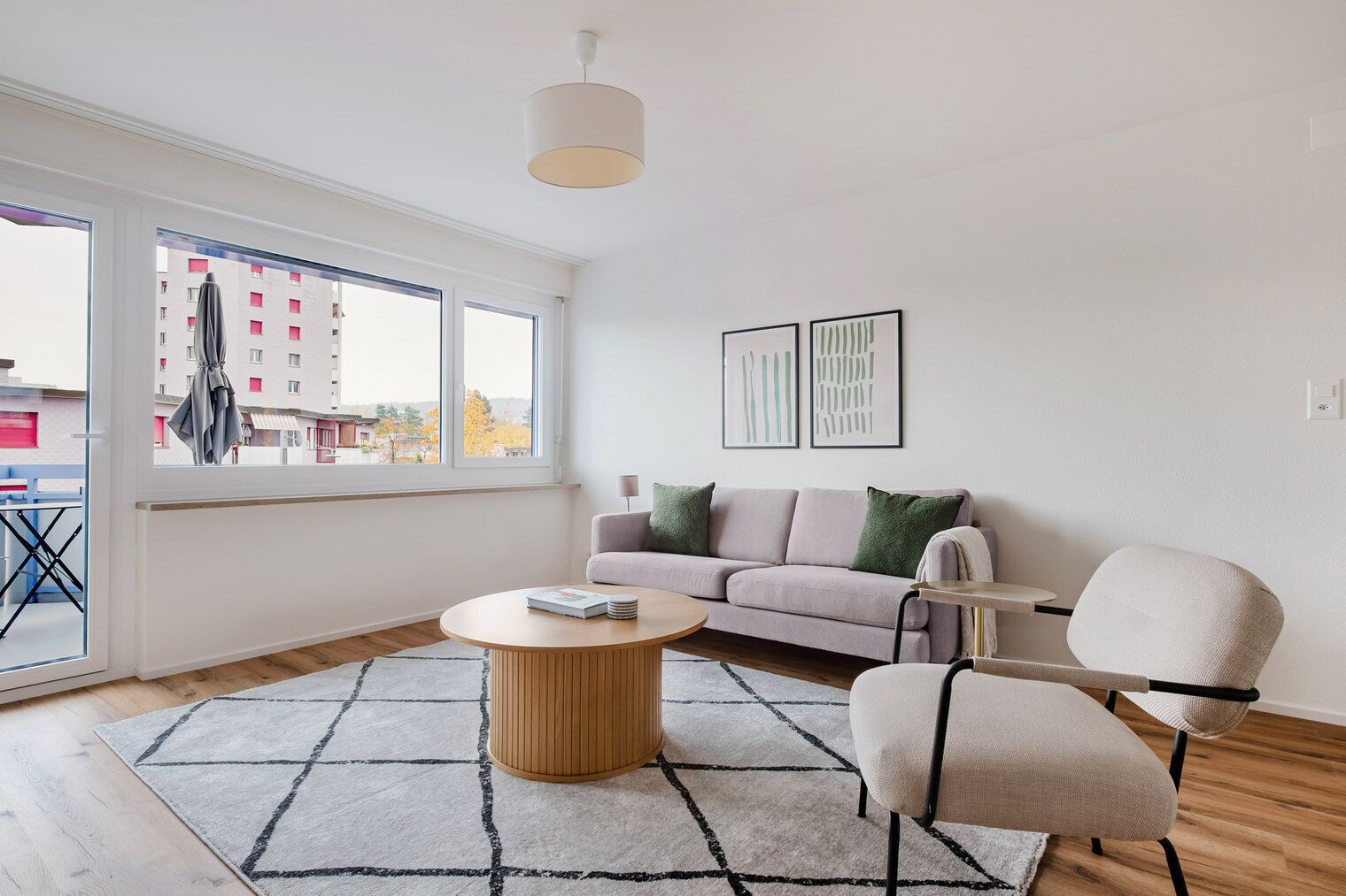 Fernseher, Stereoanlage