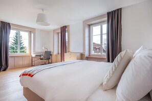 2 slaapkamers, een strijkplank/strijkijzer, wifi, beddengoed