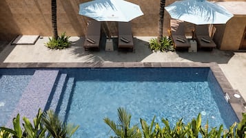 Piscine extérieure