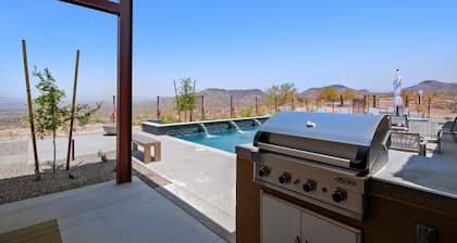 Paradise Canyon-3 Estates+Casita w/Horse Stables