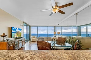 Interior - Stunning Kaanapali Oceanfront Mahana 1107! (Lahaina)