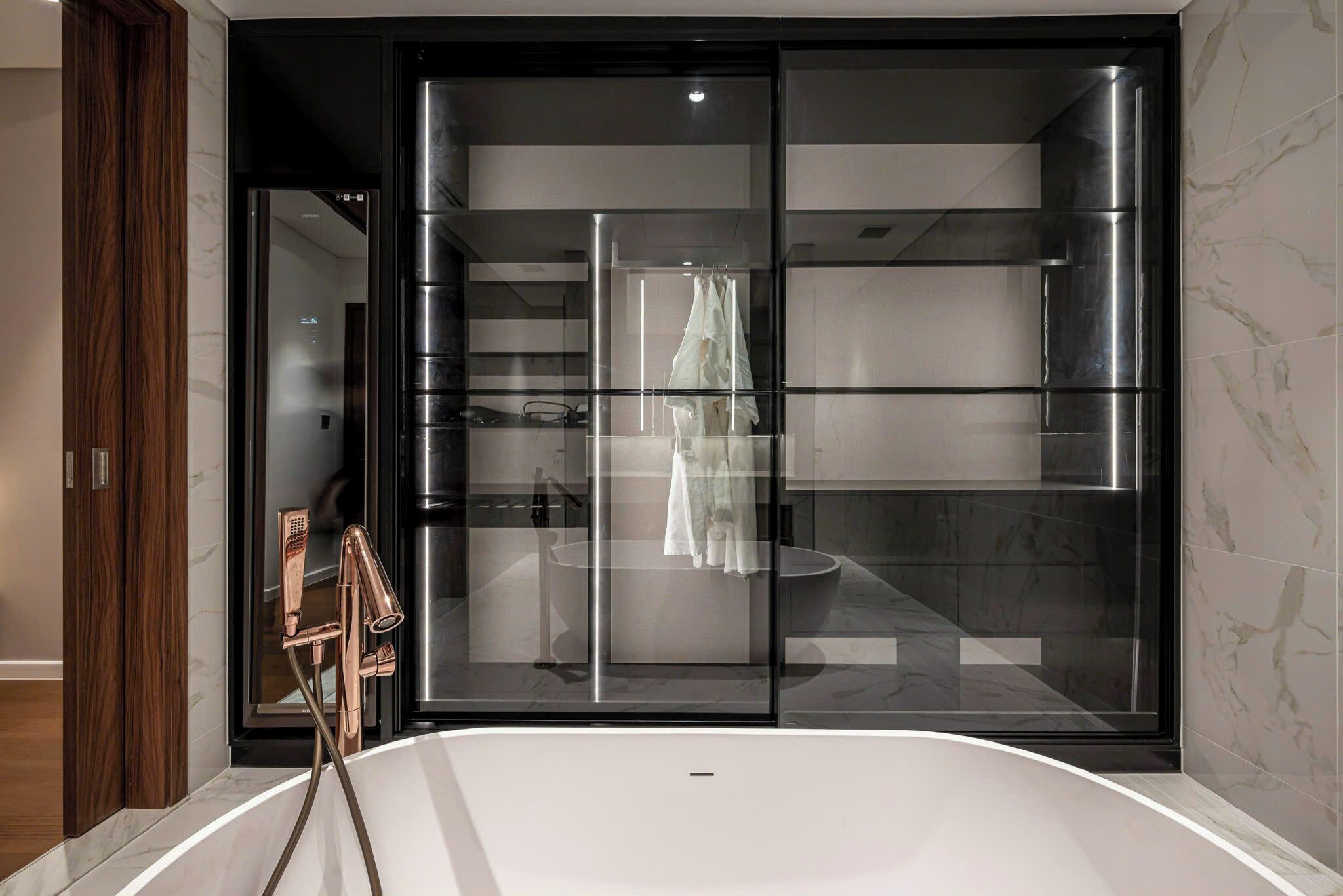Luxury Apartment, 3 Bedrooms, Bathtub, City View | Tab mandi berendam