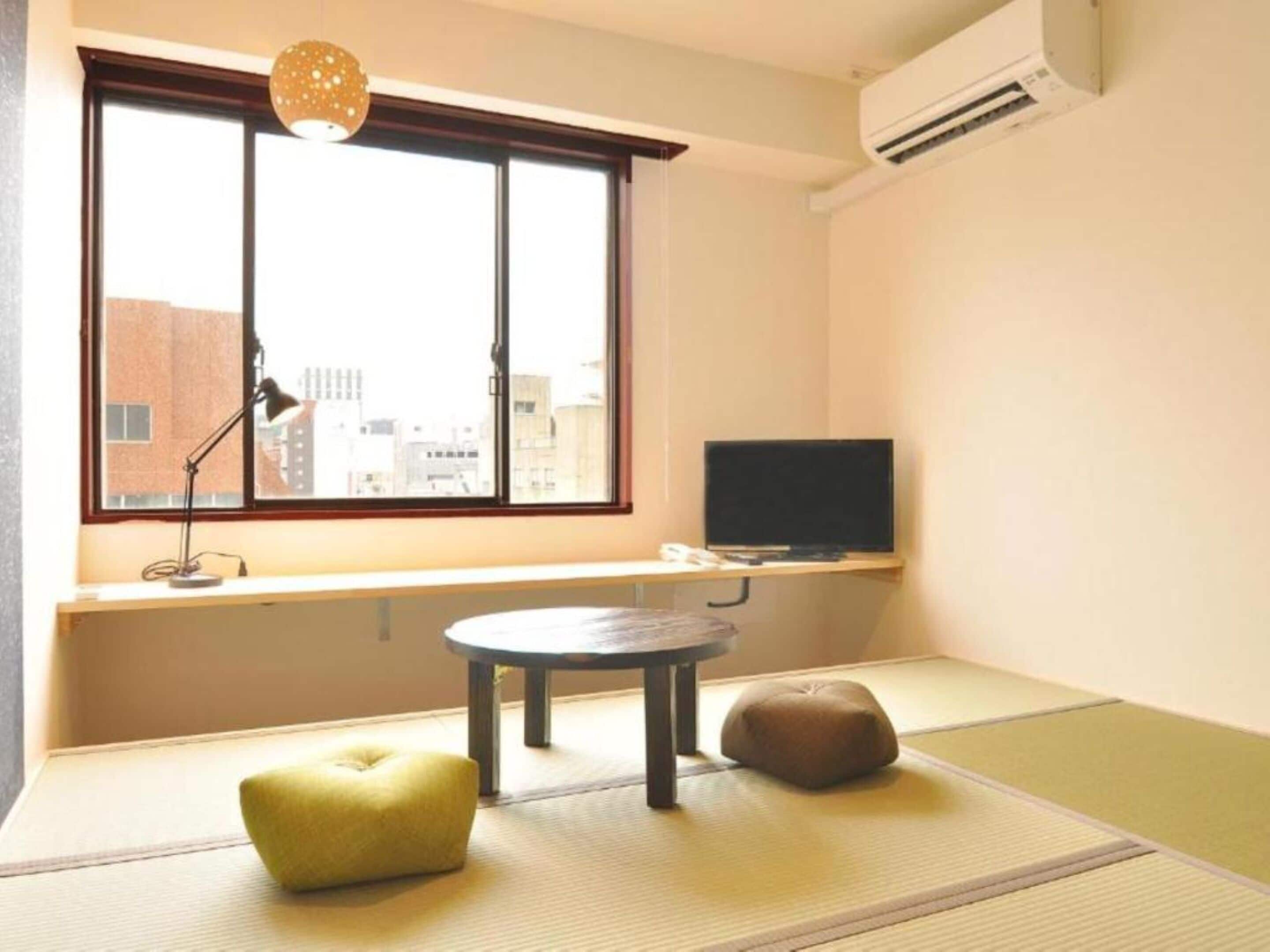 Japanese-style Room with Bathroom, Non Smoking | Desk, free WiFi