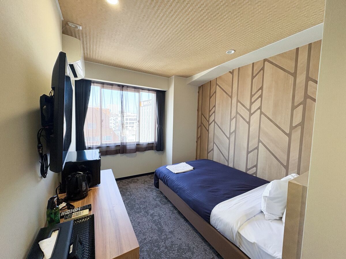 Escritorio y wifi gratis