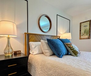 مكواة/لوح كي وواي فاي وملاءات أسرّة