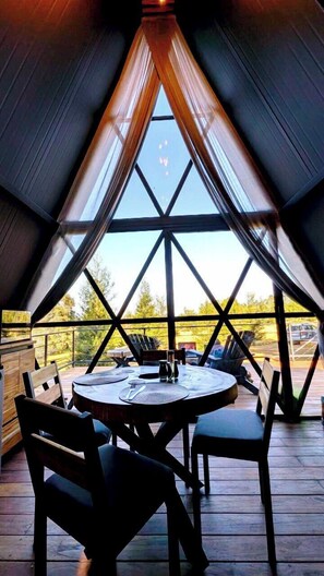 Family Cabin, Patio, Garden View | Living area